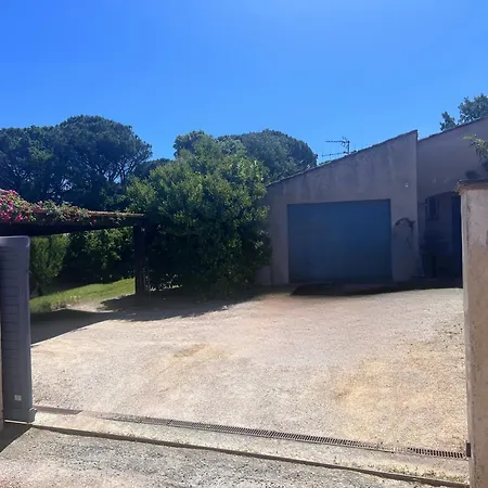 Provencale, Piscine * サントロペ