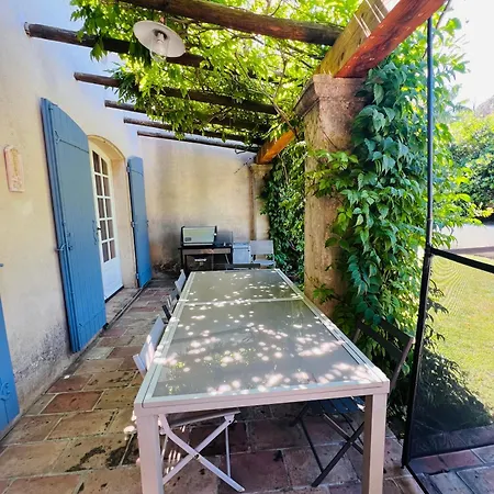 Provencale, Piscine *